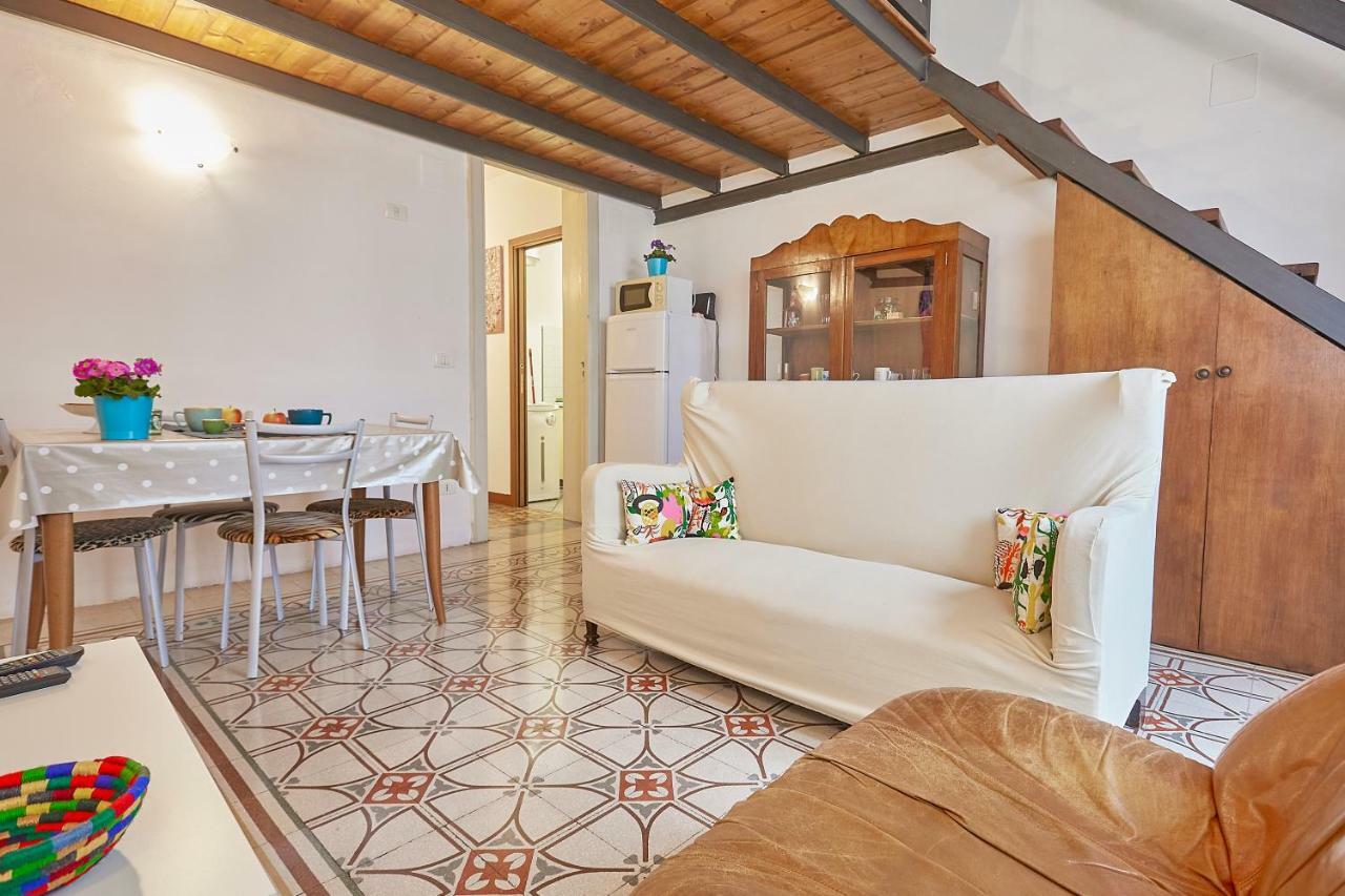 Casuzza Al Politeama Apartment Palermo Bagian luar foto